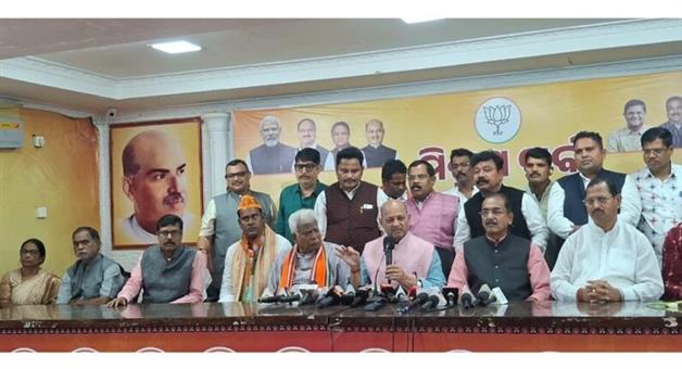 Khabar Odisha:talcher-municipal-chairman-among-13-counsillor-join-bjp-resign-after-leaving-party