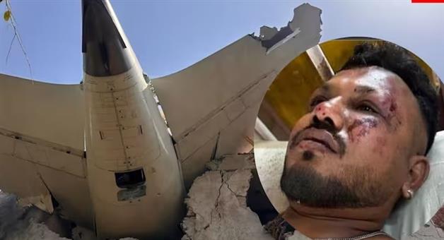 Khabar Odisha:the-Air-India-plane-crash-survivor-tells-the-horrifying-story-of-the-accident