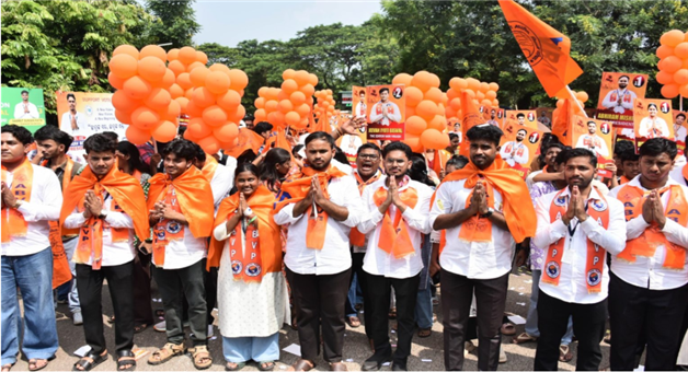 Khabar Odisha:tkal-and-ramadevi-student-union-election-clash-bhubaneswar