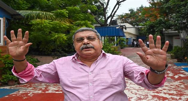 Khabar Odisha:tmc-mp-kalyan-banerjee-suspended-from-monsoon-session