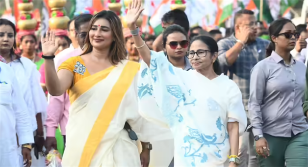 Khabar Odisha:tmc-sayantika-banerjee-closeness-with-mamata-banerjee-jagannath-devotion-baranagar-bypoll