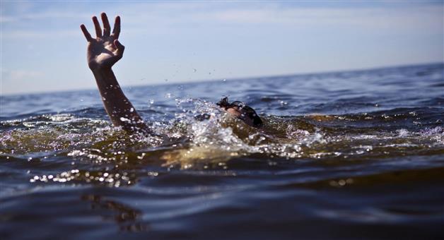 Khabar Odisha:two-minor-girl-drown-in-pond-in-digapahandi