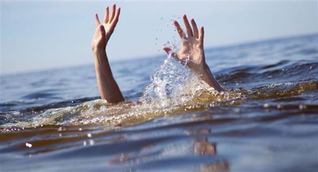 Khabar Odisha:two-students-have-reportedly-drowned-in-daya-river