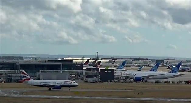 Khabar Odisha:uk-air-traffic-glitch-over-300-flights-cancelled