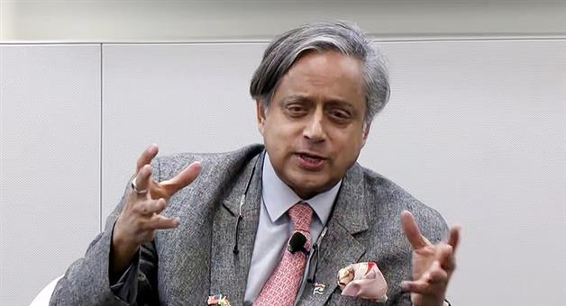 Khabar Odisha:vd-satheesan-to-take-oath-as-kerala-cm-shashi-tharoor-to-skip-ceremon