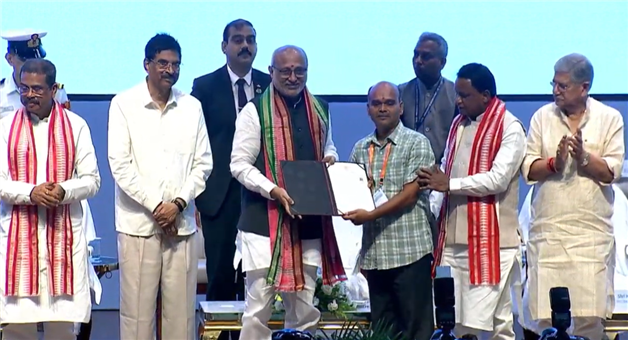 Khabar Odisha:vice-president-cp-radhakrishnan-launches-odisha-deep-sea-fishing-mission