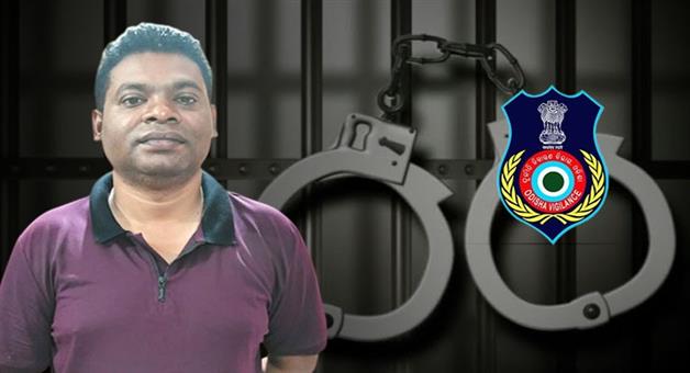 Khabar Odisha:vigilance-arrests-occ-executive-engineer-for-amassing-disproportionate-assets