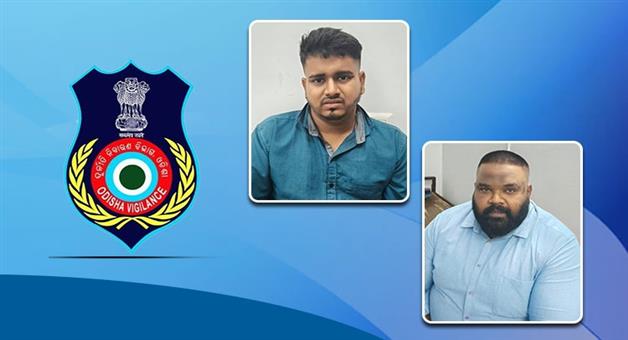 Khabar Odisha:vigilance-arrests-pharmacy-council-staff-associate-in-rs-9000-bribe-case