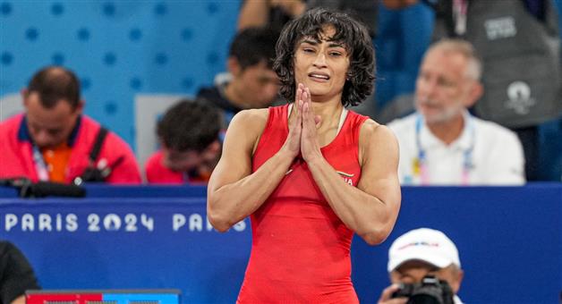 Khabar Odisha:vinesh-phogat-moves-to-highcourt-for-participating-in-world-wrestling-championship-selection-trials