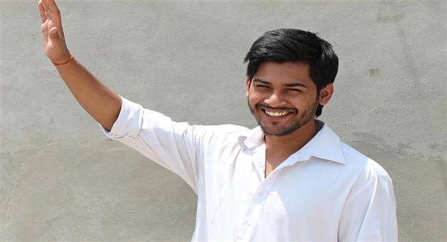 Khabar Odisha:vishal-das-appeared-before-the-income-tax-department