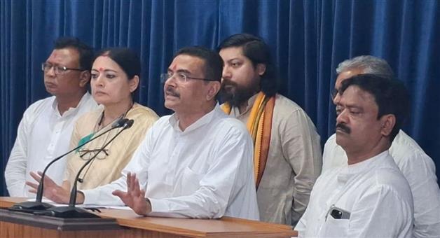 Khabar Odisha:west-bengal-cm-suvendu-adhikari-announces-₹3000-monthly--free-bus-travel-for-women-from-june-1