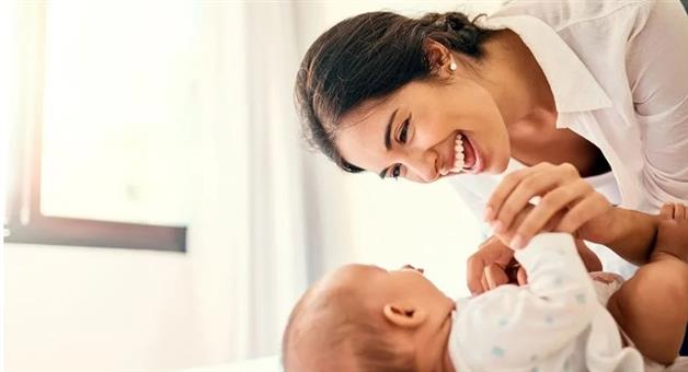 Khabar Odisha:what-to-do-if-a-newborn-suddenly-falls-off-the-bed-doctors-share-life-saving-tips