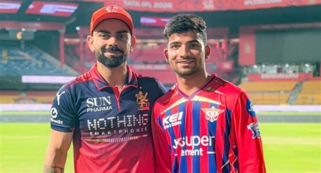 Khabar Odisha:who-is-akshat-raghuwanshi-who-hit-a-six-in-the-first-ball-on-his-debut
