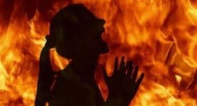 Khabar Odisha:woman-dies-after-setting-self-ablaze-in-brahmapur