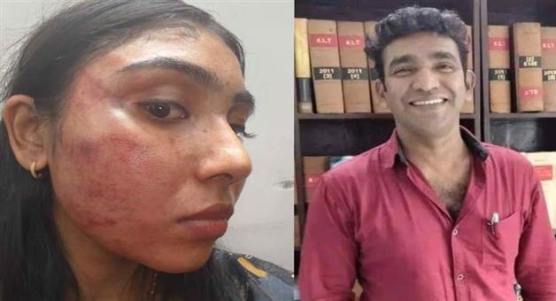 Khabar Odisha:women-advocate-beaten-by-senior-lawyer